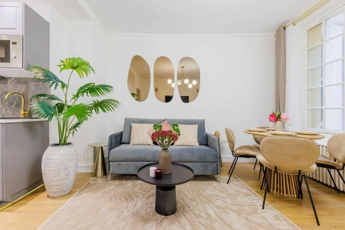 Stylish Apartment 3 Min From Haussmann, Sleeps4 Paris