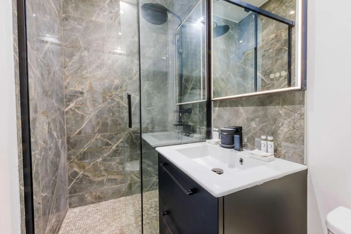 Stylish Apartment 3 Min From Haussmann, Sleeps4 Paris