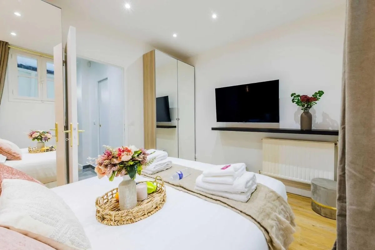 Stylish Apartment 3 Min From Haussmann, Sleeps4 Paris